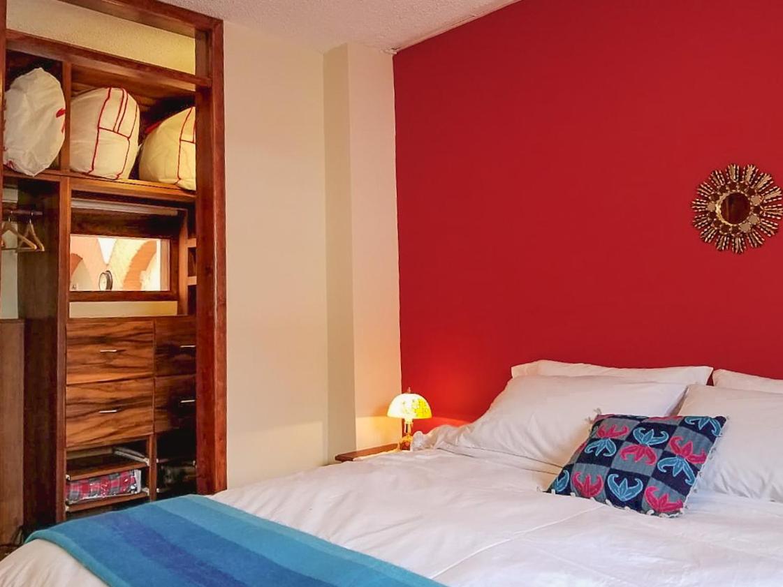 Casa Lunaloma - Boutique Apartments Кито Номер фото