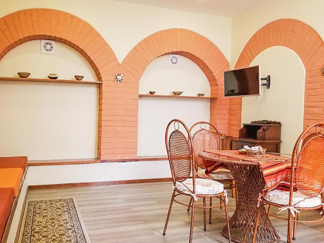 Casa Lunaloma - Boutique Apartments Кито Номер фото