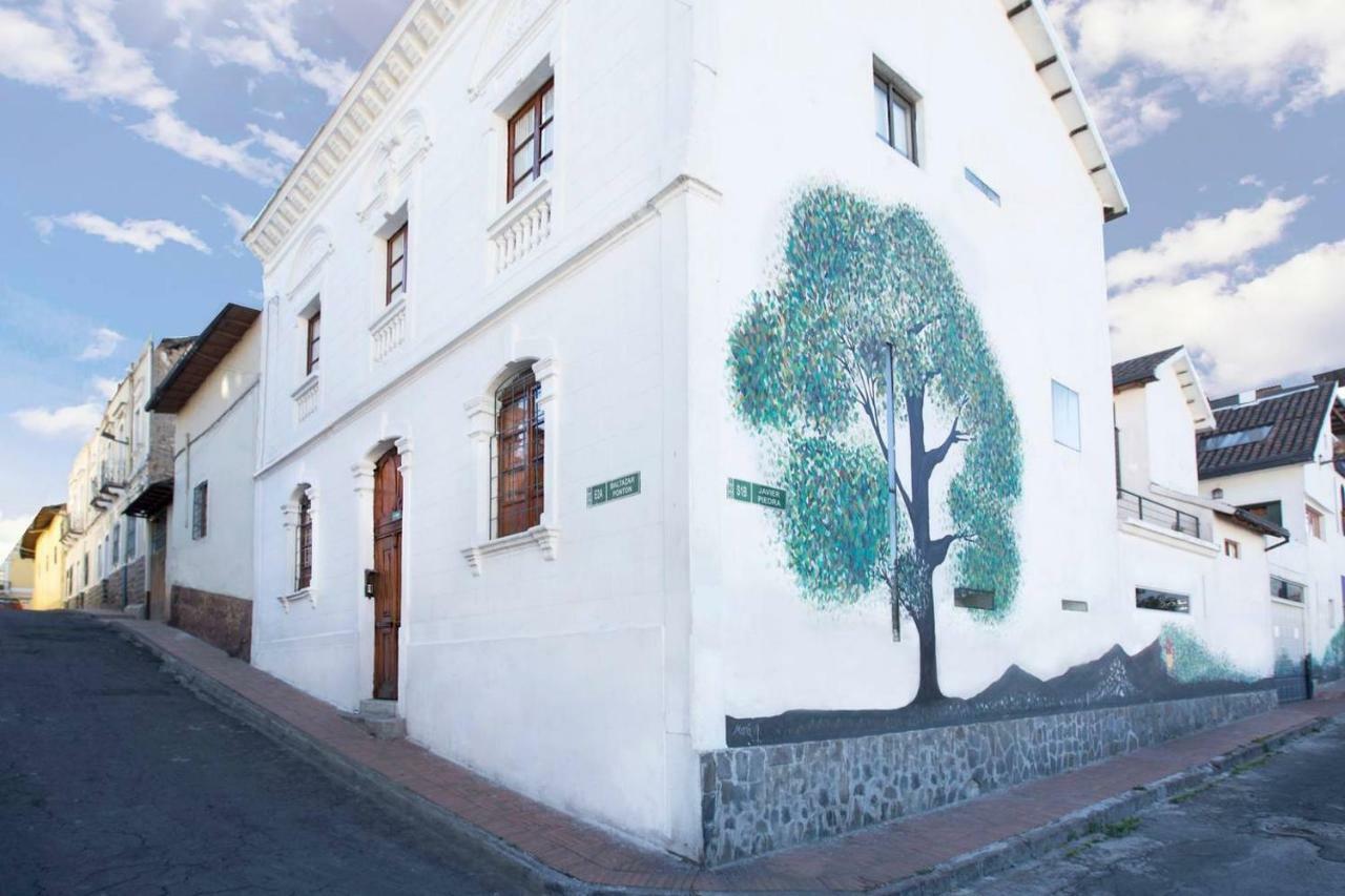 Casa Lunaloma - Boutique Apartments Кито Экстерьер фото
