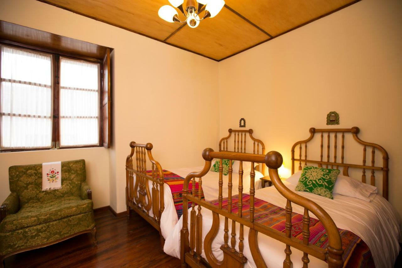 Casa Lunaloma - Boutique Apartments Кито Экстерьер фото